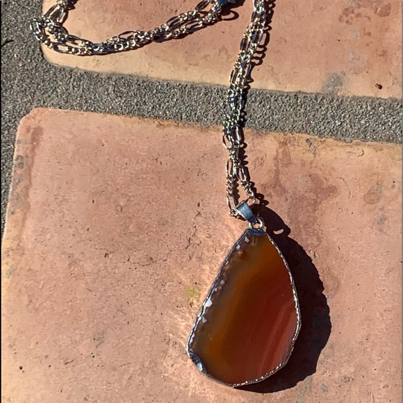 Sliced Agate Silver Plated Pendant Necklace - Picture 10 of 11